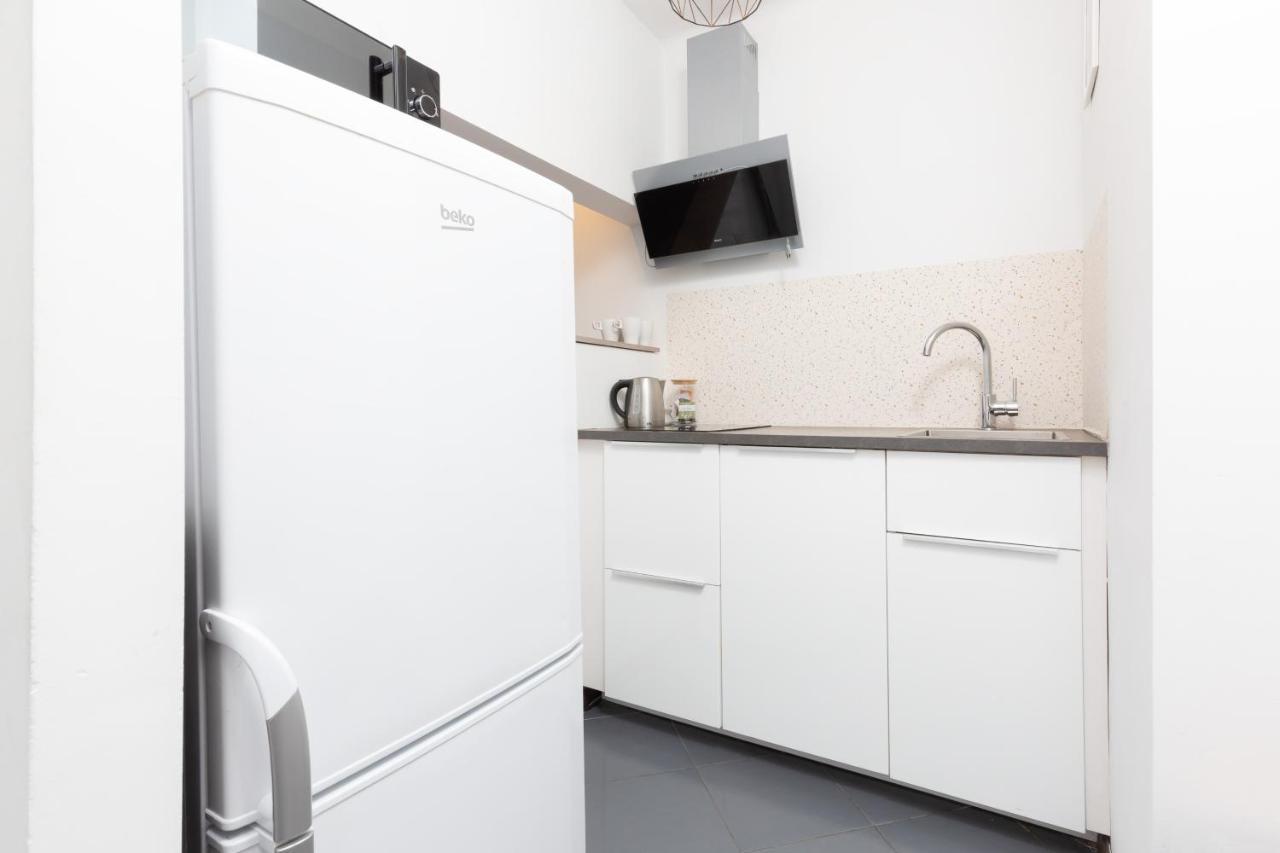 Apartments Warsaw Grzybowska By Noclegi Renters Екстериор снимка