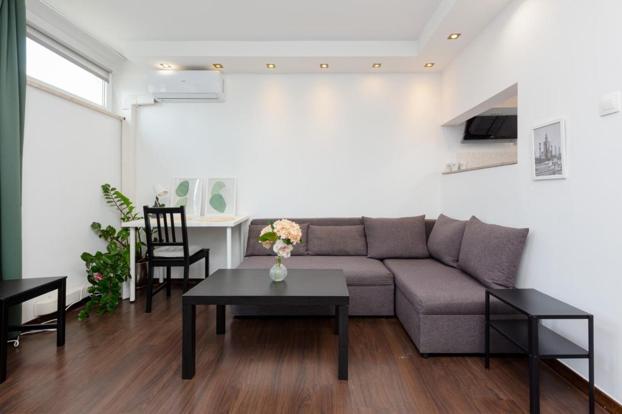 Apartments Warsaw Grzybowska By Noclegi Renters Екстериор снимка